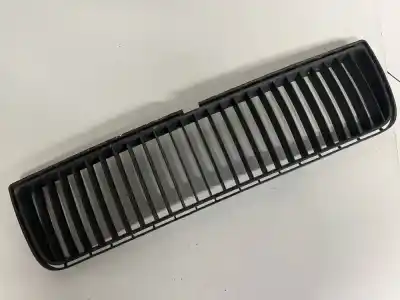 Tweedehands auto-onderdeel CENTRALE BUMPERGRILLE voor SKODA OCTAVIA, I 2000.11 - 2004.02 FACELIFT 1.9 TDI 66KW 1996.09 - 2010.03 OEM IAM-referenties 1U0853677  