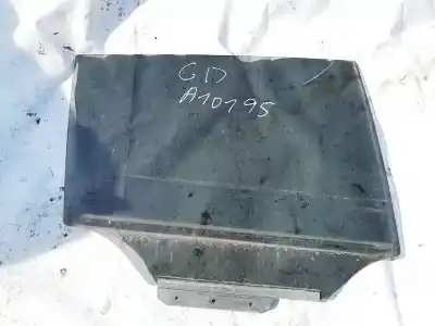 Peça sobressalente para automóvel em segunda mão vidro traseiro direito por skoda octavia ii combi (1z5) 1.6 tdi 4x4 referências oem iam 