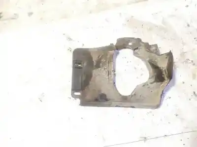 Peça sobressalente para automóvel em segunda mão plásticos por audi a4 avant (b5) 2.4 referências oem iam 8d1864310