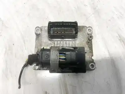 Second-hand car spare part ecu engine control for opel corsa d 1.4 16v bivalent (gasolina / gas licuado del petróleo. gpl) oem iam references 1039917768