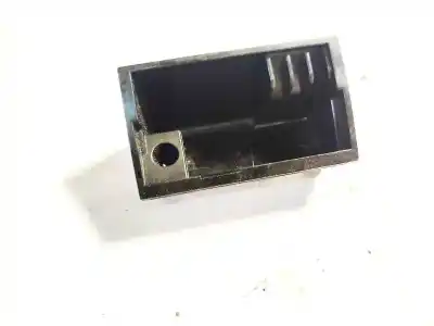 Peça sobressalente para automóvel em segunda mão cinzeiro por audi a4 avant (b5) 2.4 referências oem iam 