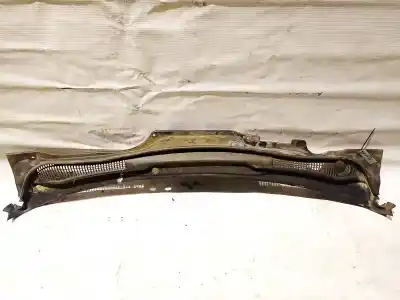 Peça sobressalente para automóvel em segunda mão grelha torpedo curcuvan por volvo v50 (545) 2.0 d referências oem iam 30745377