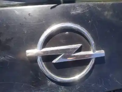 Second-hand car spare part front badge for opel vectra c caravan 1.9 16v cdti cat (z 19 dth / lrd) oem iam references   