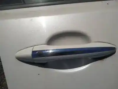 Pezzo di ricambio per auto di seconda mano maniglia esterna anteriore destra per kia optima 1.7 crdi riferimenti oem iam 