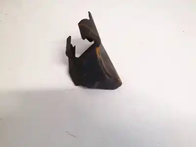 Peça sobressalente para automóvel em segunda mão plásticos por skoda octavia ii combi (1z5) 1.6 tdi 4x4 referências oem iam 7215702090