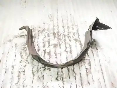 Peça sobressalente para automóvel em segunda mão cave de roda dianteira direita por skoda octavia ii combi (1z5) 1.6 tdi 4x4 referências oem iam 