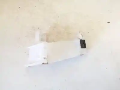 Pezzo di ricambio per auto di seconda mano plastica per toyota verso 2.0 d-4d riferimenti oem iam   