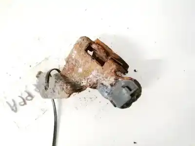 Pezzo di ricambio per auto di seconda mano plastica per renault megane 1.5 dci k9k j8 riferimenti oem iam 8200013905b  