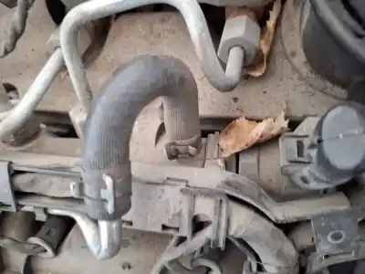 Автозапчастина б/у рампа инжектора для skoda superb (3u4) 2.0 tdi dpf посилання на oem iam 03l130689  