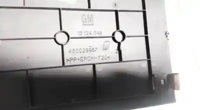 Peça sobressalente para automóvel em segunda mão plásticos por bmw 3 (e30) m3 2.3 referências oem iam 13124048  460029937