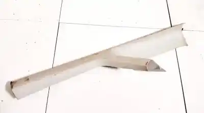 Pezzo di ricambio per auto di seconda mano plastica per nissan bluebird hatchback (t72, t12) 1.6 riferimenti oem iam 3m51r03199amw