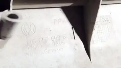 Pezzo di ricambio per auto di seconda mano plastica per opel kadett e fastback (t85) 1.4 s (c08, c48, d08, d48) riferimenti oem iam 1t0867603b  