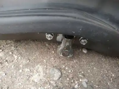 Pièce détachée automobile d'occasion charnière pour toyota corolla verso (r1) 2.2 d-4d sport références oem iam 