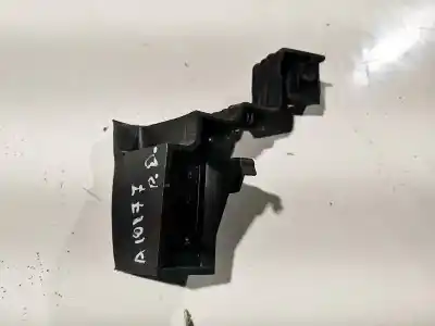 Pezzo di ricambio per auto di seconda mano plastica per nissan bluebird hatchback (t72, t12) 1.6 riferimenti oem iam 3m51r218b14aa