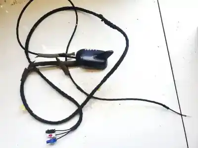 Second-hand car spare part antenna for audi a6 allroad quattro (4fh) 3.2 fsi oem iam references 34062001