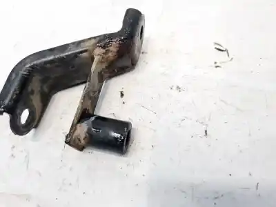 Second-hand car spare part engine support for audi 200 c2 sedán (437, 438) 2.1 5e oem iam references 2927a  