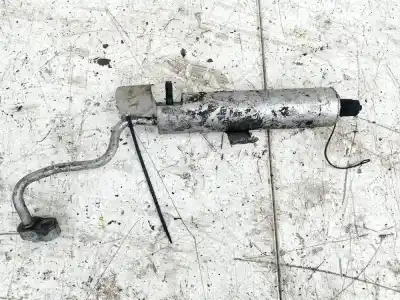 Peça sobressalente para automóvel em segunda mão condensador de ar condicionado por volkswagen passat b6 (3c2) 2.0 tdi 16v referências oem iam 