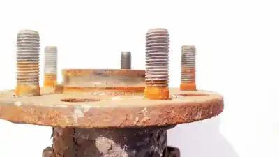 Second-hand car spare part rear right knuckle for kia optima 1.7 crdi oem iam references   