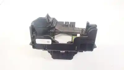 Peça sobressalente para automóvel em segunda mão plásticos por ford focus lim. (cb8) 1.6 tdci cat referências oem iam av6t6475ad