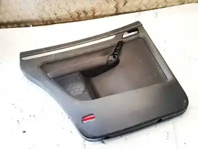 Recambio de automóvil de segunda mano de GUARNECIDO PUERTA, Revestimiento de puerta - TRASERO IZQUIERDO para VOLKSWAGEN TOURAN (1T1) 2.0 16V FSI referencias OEM IAM 1T0867211023  