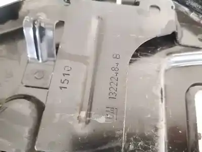 Second-hand car spare part plastics for opel insignia a (g09) 2.0 cdti (68) oem iam references 13222484b  