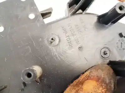 Pezzo di ricambio per auto di seconda mano plastica per nissan note (e11e) 1.4 cat riferimenti oem iam n103018m  