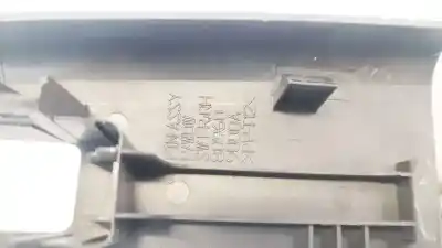 Pezzo di ricambio per auto di seconda mano plastica per nissan note (e11e) 1.4 cat riferimenti oem iam 809609u00a  