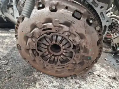 Peça sobressalente para automóvel em segunda mão kit de embreagem por skoda octavia ii combi (1z5) 1.6 tdi 4x4 referências oem iam 