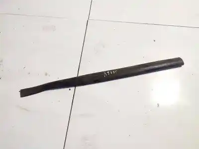 Pezzo di ricambio per auto di seconda mano plastica per nissan note (e11e) 1.6 16v cat riferimenti oem iam 768439u01jd  