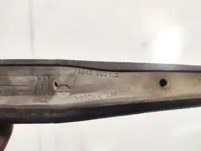 Pezzo di ricambio per auto di seconda mano plastica per nissan note (e11e) 1.6 16v cat riferimenti oem iam 768439u01jd  