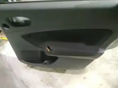 Автозапчастина б/у обликка задніх правіх дверей для NISSAN BLUEBIRD HATCHBACK (T72, T12) 1.6 Посилання на OEM IAM   