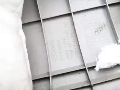 Second-hand car spare part plastics for opel senator a (29_) 3.0 e oem iam references 858111h000  85811-1h000