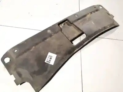 Pezzo di ricambio per auto di seconda mano plastica per audi q3 (8u) 2.0 tdi (103kw) advance riferimenti oem iam 8u0807081b