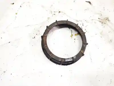 Pezzo di ricambio per auto di seconda mano plastica per ford focus lim. (cb8) 1.6 tdci cat riferimenti oem iam   