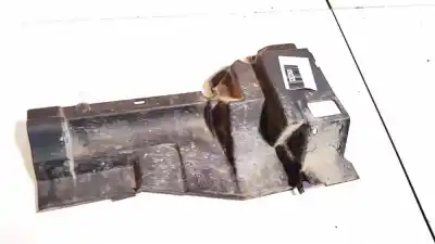 Pezzo di ricambio per auto di seconda mano plastica per nissan bluebird hatchback (t72, t12) 1.6 riferimenti oem iam 3m5110b738a