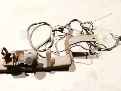Pezzo di ricambio per auto di seconda mano attacco per rimorchio per chevrolet captiva 2.4 cat riferimenti oem iam   