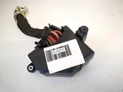 Second-hand car spare part fuse box unit for opel kadett e fastback (t85) 1.4 s (c08, c48, d08, d48) oem iam references   
