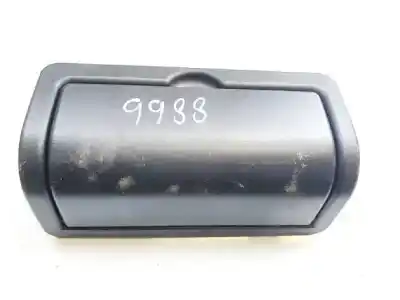 Pezzo di ricambio per auto di seconda mano plastica per toyota avensis wagon (t25) 2.0 d-4d executive riferimenti oem iam 