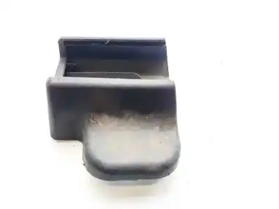 Pezzo di ricambio per auto di seconda mano plastica per toyota avensis wagon (t25) 2.0 d-4d executive riferimenti oem iam 7213705030