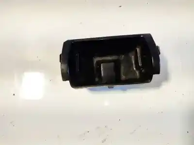 Gebrauchtes Autoersatzteil Aschenbecher zum AUDI A3, 8L 2000.10 - 2003.05 FACELIFT  OEM-IAM-Referenzen 8L0857961  