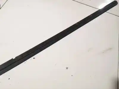 Pezzo di ricambio per auto di seconda mano plastica per nissan bluebird hatchback (t72, t12) 1.6 riferimenti oem iam 