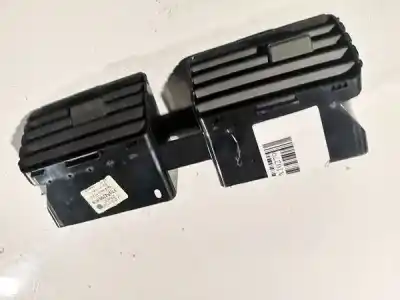 Автозапчастина б/у аераційна решіта для opel corsa a fastback (s83) 1.3 (f08, m08, f68, m68) посилання на oem iam 7361062j00