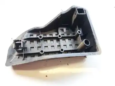 Pièce détachée automobile d'occasion plastiques pour toyota avensis wagon (t25) 2.0 d-4d executive références oem iam 5819205030  58192-05030