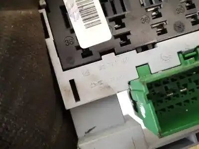 Second-hand car spare part fuse box unit for bmw 3 (e30) m3 2.3 oem iam references 93363150  