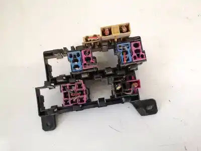 Second-hand car spare part fuse box unit for opel kadett e fastback (t85) 1.4 s (c08, c48, d08, d48) oem iam references 7h0937503  