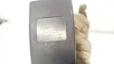 Автозапчасти б/у крюк для ремня задний правый за audi a6, c5 2001.08 - 2005.01 facelift 2.5 tdi 114kw 2001.08 - 2005.01 ссылки oem iam   