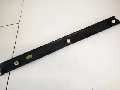 Pezzo di ricambio per auto di seconda mano plastiche per opel corsa a fastback (s83) 1.2 i (f08, m08, f68, m68) riferimenti oem iam 84201smge  84201-smg-e