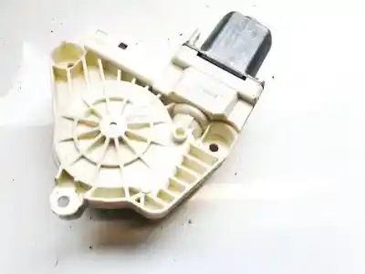 Автозапчастина б/у двиг скла задне ліво для audi a4 b8 (8k2) 2.0 tdi quattro посилання на oem iam 8k0959811a