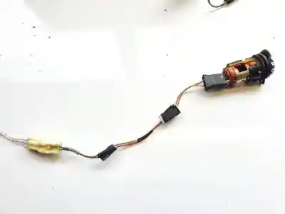 Pezzo di ricambio per auto di seconda mano pezzi vari per toyota avensis wagon (t25) 2.0 d-4d executive riferimenti oem iam 