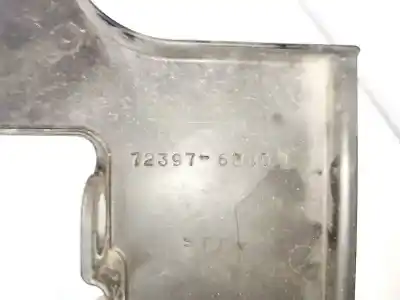Pezzo di ricambio per auto di seconda mano plastiche per opel corsa a fastback (s83) 1.3 (f08, m08, f68, m68) riferimenti oem iam 7239763j0  72397-63j0